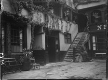 New Inn, 16-20 Northgate Street, Gloucester, Gloucestershire, 1930. Creator: Katherine Jean Macfee.