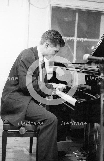 Benny Green, Tenor Clef, Hoxton Square, London, 1992. Creator: Brian O'Connor.