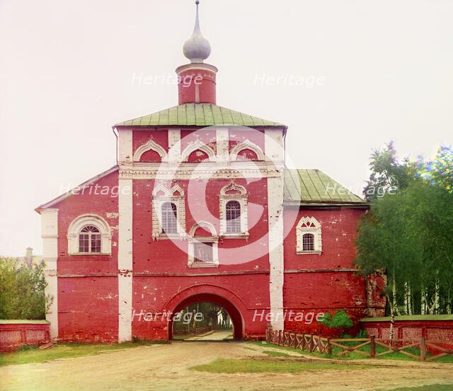 Spaso-Yevfimiev Monastery; Second gate in the wall, Suzdal, 1912. Creator: Sergey Mikhaylovich Prokudin-Gorsky.
