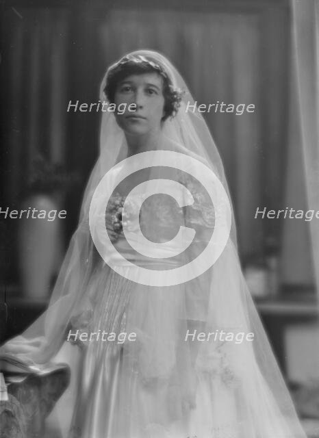 Stimson, Henry B., Mrs., portrait photograph, 1915. Creator: Arnold Genthe.