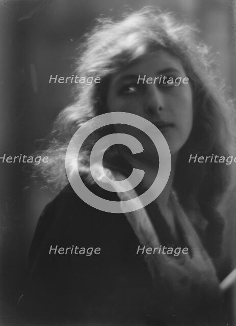 Delarer, Llellwyn, Miss, portrait photograph, 1917. Creator: Arnold Genthe.