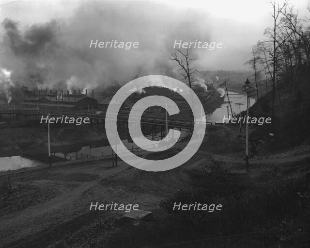 Youngstown, between 1900 and 1905. Creator: Unknown.