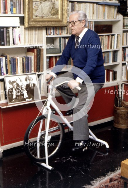 Joaquin Calvo Sotelo (1905-1993), Spanish writer, photo at his home in 1989.