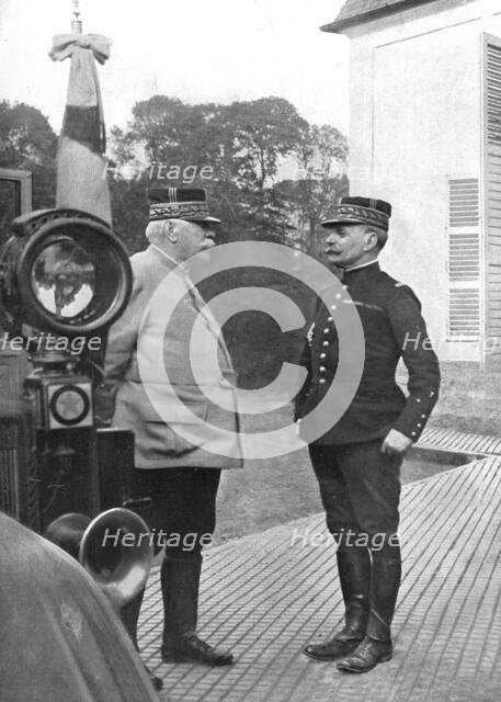 ''Deux Chefs; Joffre et Foch', 1914. Creator: Unknown.