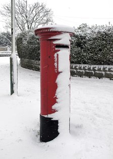 Snow, Northern Road, Swindon, 2010. Creator: Peter Williams.