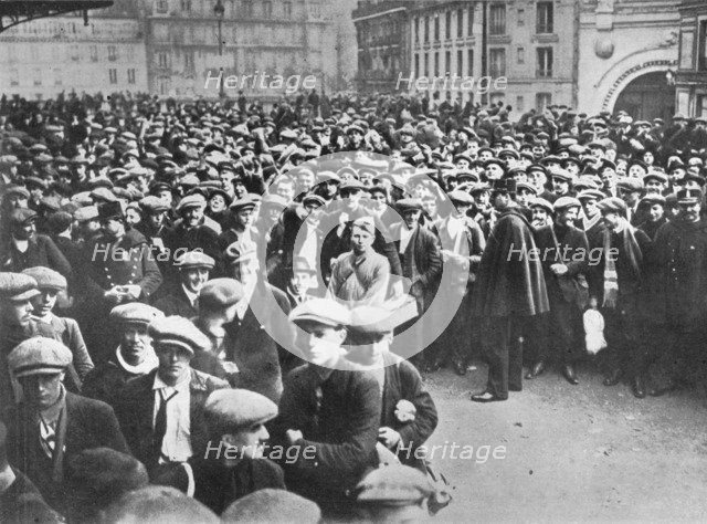 'The new French armies: Conscripts and volunteers waiting to enrol for service', 1915. Artist: Unknown.