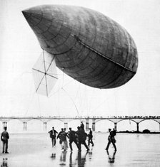 Santos-Dumont's airship departing from Trouville, France, 1905. Artist: Unknown