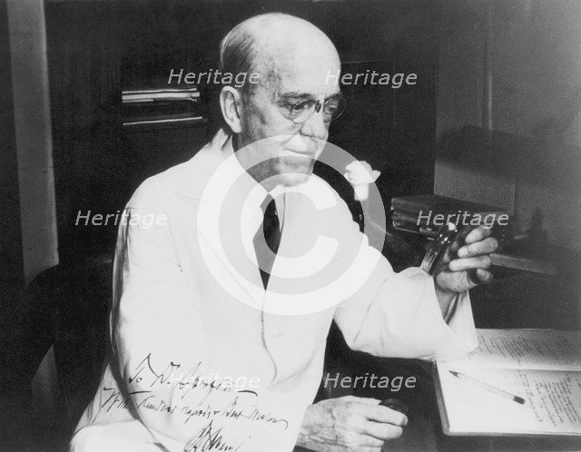 Oswald Theodore Avery, Canadian-born American bacteriologist and molecular biologist. Artist: Unknown