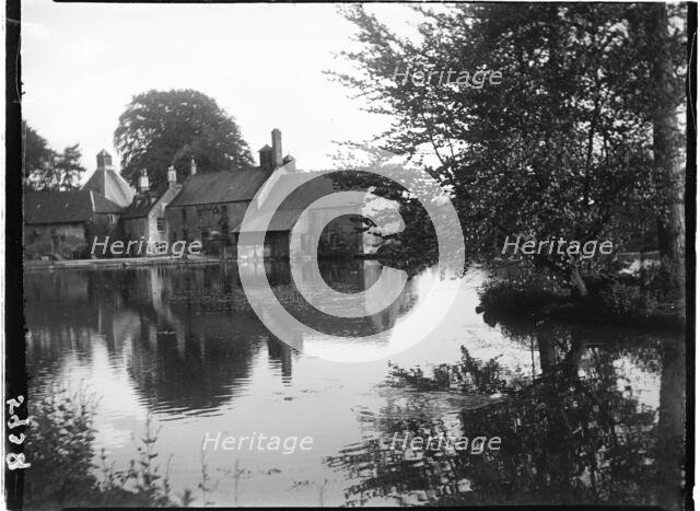 Donnington Brewery, Donnington, Cotswold, Gloucestershire, 1928. Creator: Katherine Jean Macfee.