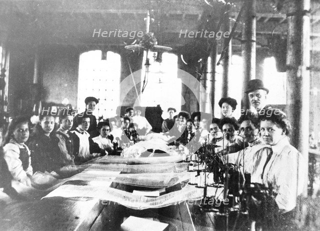 Employees of the Midland Lace Company, St Ann's Well Road, Nottingham, Nottinghamshire, 1906. Artist: Unknown