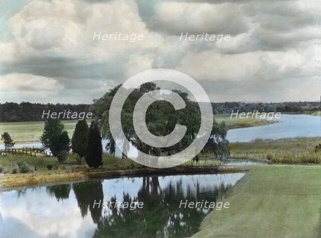 "Middleton Place," John Julius Pringle Smith house, 4300 Ashley River Road, South Carolina, 1928. Creator: Frances Benjamin Johnston.