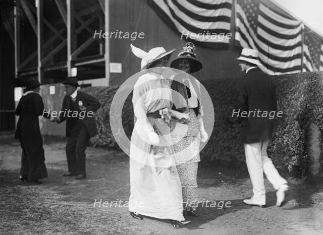 Edith Kane and Mrs. J. Doug. Robinson, 1913. Creator: Bain News Service.