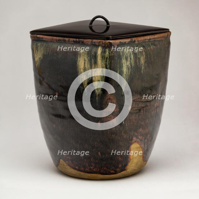 Takatori-Ware Water Jar (Mizusashi), 19th century. Creator: Unknown.