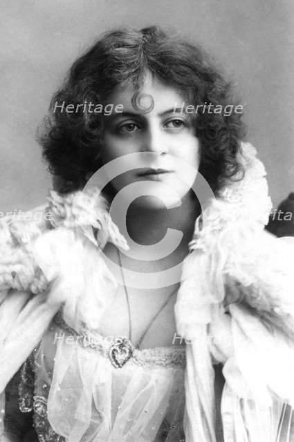 Marie Studholme (1875-1930), English actress, 1900s.Artist: Kilpatrick