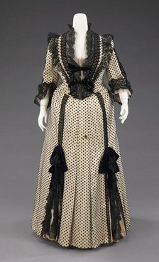 Dinner dress, French, 1880-90. Creators: House of Worth, Charles Frederick Worth.