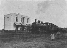 'Les hotes de la Tunisie; contingents Serbes et prisonniers allemands : La gare de Gabes ou..., 1916 Creator: Unknown.