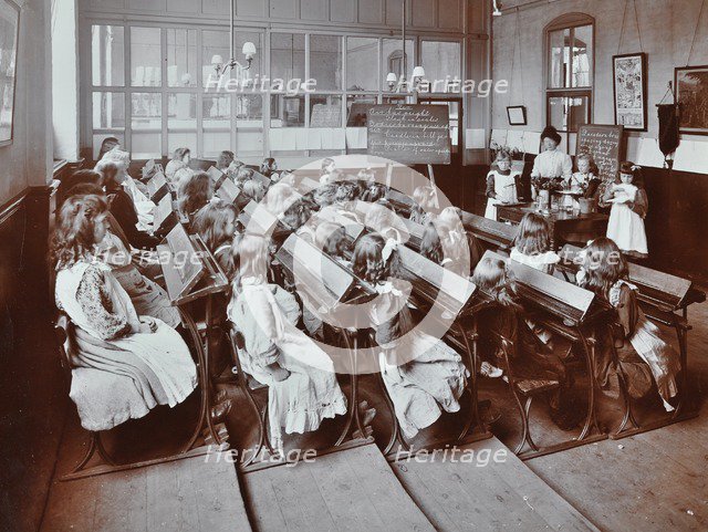 Chemistry lesson, Albion Street Girls School, Rotherhithe, London, 1908. Artist: Unknown.
