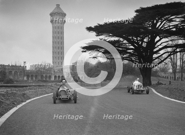 Riley of AD Whitworth and ERA of Arthur Dobson racing at Crystal Palace, London, 1939. Artist: Bill Brunell.