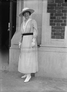 Park View School - Miss Margaret Wilson, 1917. Creator: Harris & Ewing.