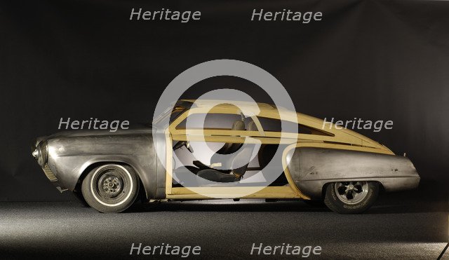 Studebaker custom 1961 - Unfinished project. Artist: Simon Clay.