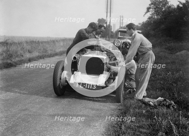 Road testing Raymond Mays' Vauxhall-Villiers, c1930s. Artist: Bill Brunell.