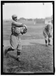 Baseball, professional players, between 1913 and 1917. Creator: Harris & Ewing.