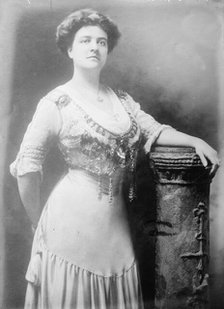 Mrs. Harry Coudrey, 1910. Creator: Bain News Service.