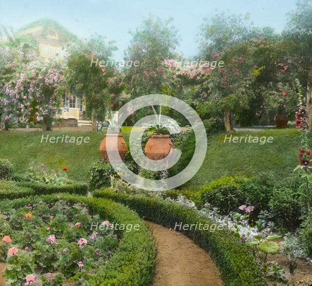 "The Steppingstones," Annie May Hegeman house, Art Village, Southampton, New York, c1915. Creator: Frances Benjamin Johnston.