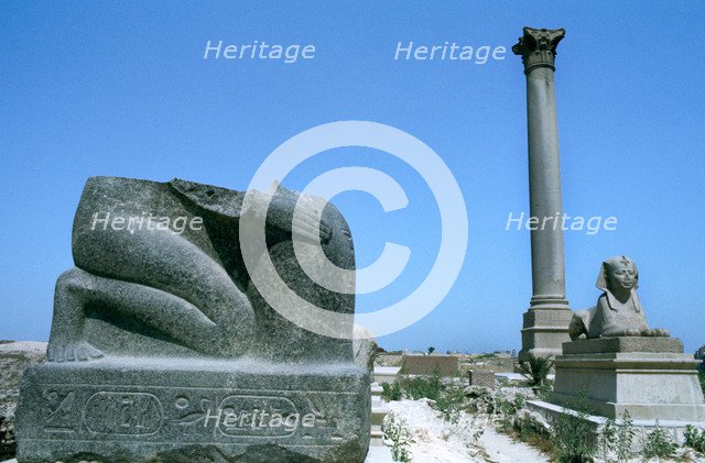 Pompey's Pillar, Alexandria, Egypt. Artist: Unknown