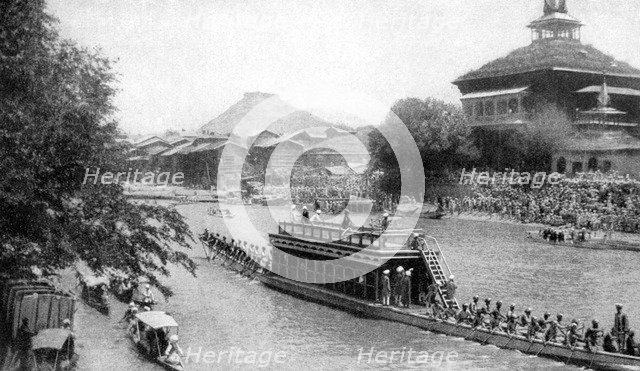 A state barge of a Maharaja, Kashmir's royal capital, India, 1922.Artist: GT Bookless
