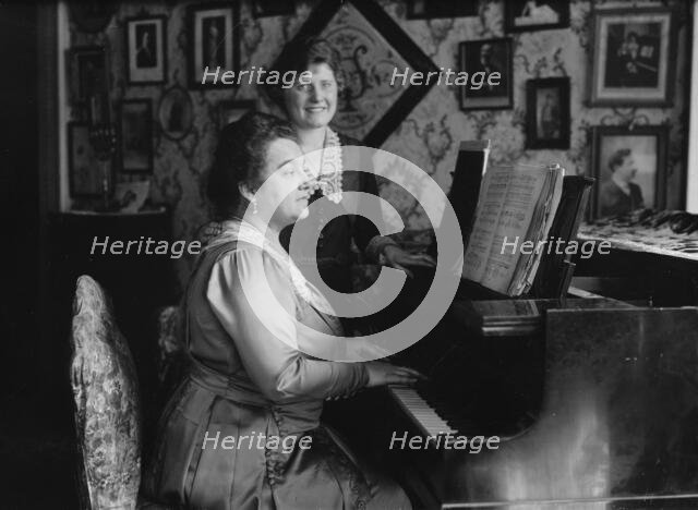 Gina Viafora, Evelyn Herbert, between c1915 and c1920. Creator: Bain News Service.