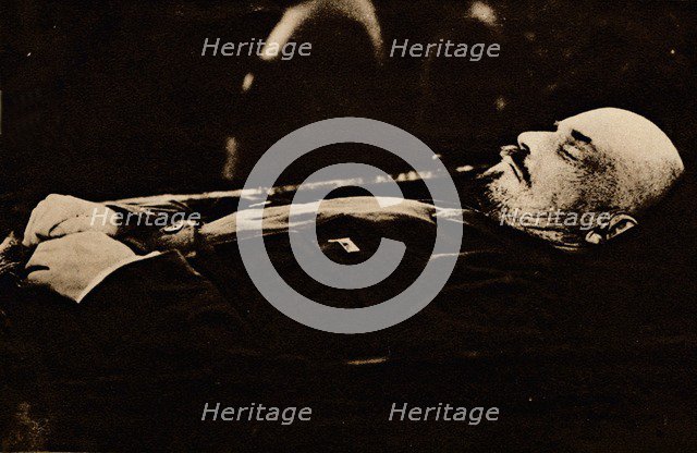 'Lenin, founder of the New Russia', 1924, (1938). Artist: Unknown.