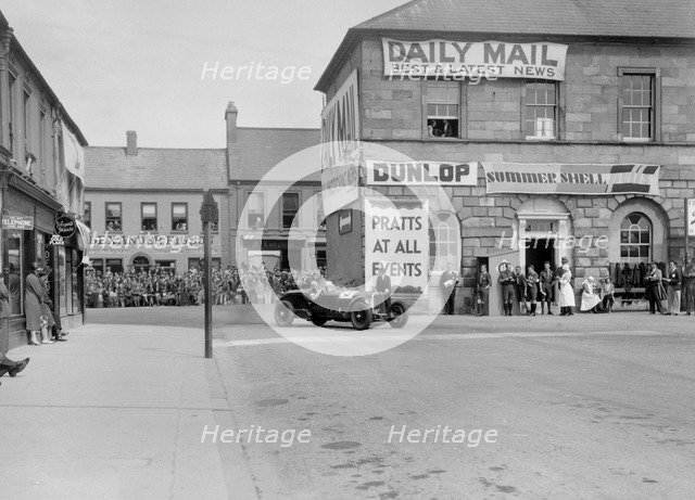 Tim Birkin's Alfa Romeo at the RAC TT Race, Conway Square, Newtonards, Northern Ireland, 1932. Artist: Bill Brunell.