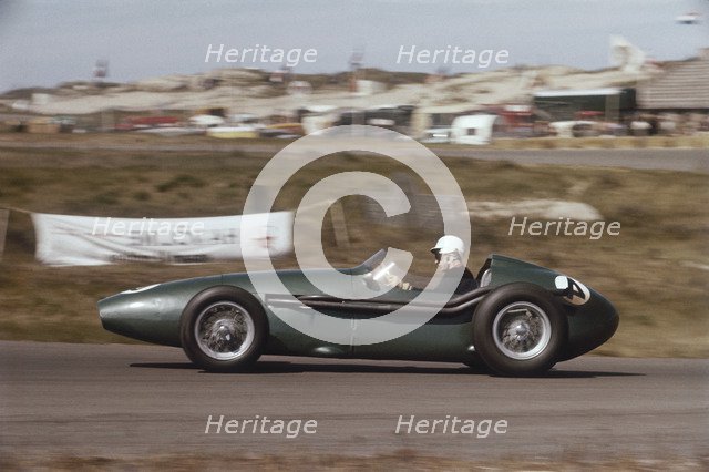 Roy Salvadori driving an Aston Martin DBR4, Dutch Grand Prix, Zandvoort, Holland, 1959. Artist: Unknown