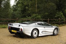 Jaguar XJ220R 1993. Artist: Simon Clay.