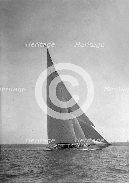 The 205 ton J-class yacht 'Velsheda' sailing close hauled, 1935.  Creator: Kirk & Sons of Cowes.