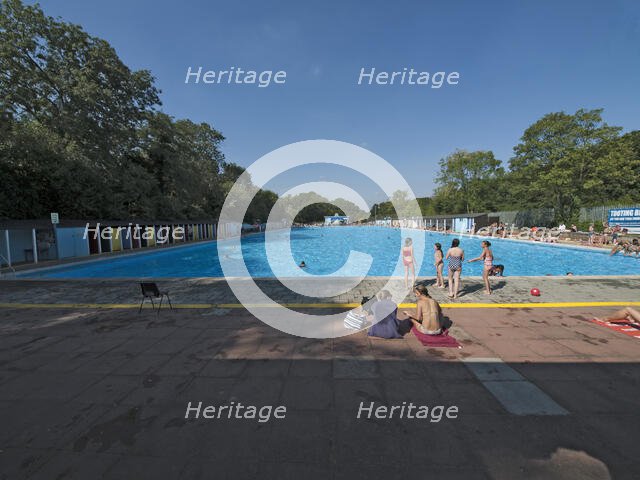 Tooting Bec Lido, Tooting Bec Road, Streatham, Wandsworth, London, 2013. Creator: Simon Inglis.
