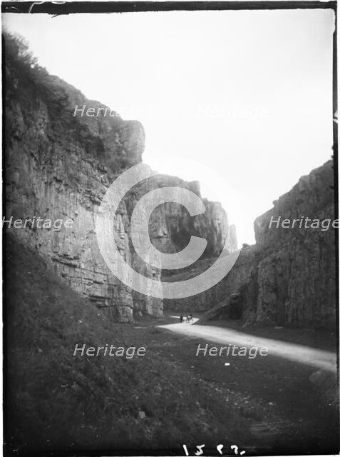 Cheddar Gorge, Cliff Road, Cheddar, Sedgemoor, Somerset, 1907. Creator: Katherine Jean Macfee.