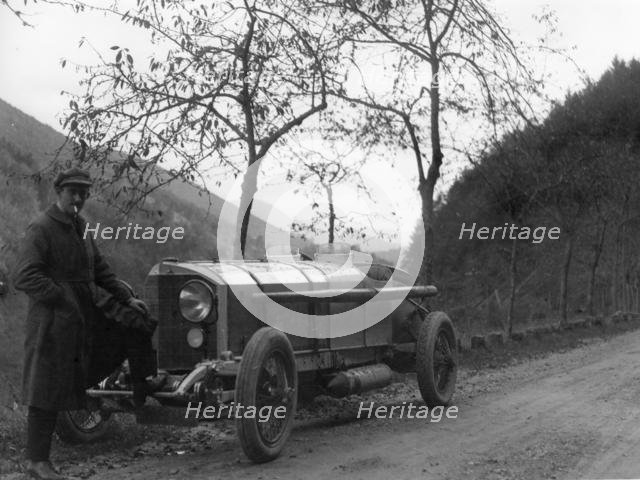 Chitty Chitty Bang Bang with Count Louis Zborowski. Creator: Unknown.