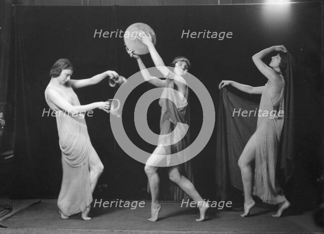 Marion Morgan dancers, between 1914 and 1927. Creator: Arnold Genthe.