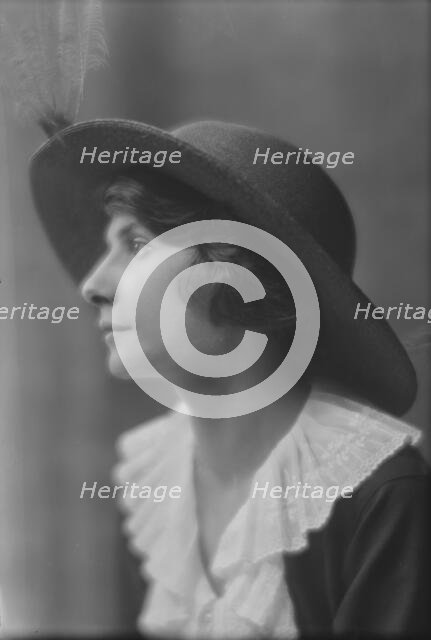 Unidentified woman, portrait photograph, 1918. Creator: Arnold Genthe.