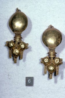 Roman Earrings from Samsun in Asia Minor, 3rd Century. Artist: Unknown.