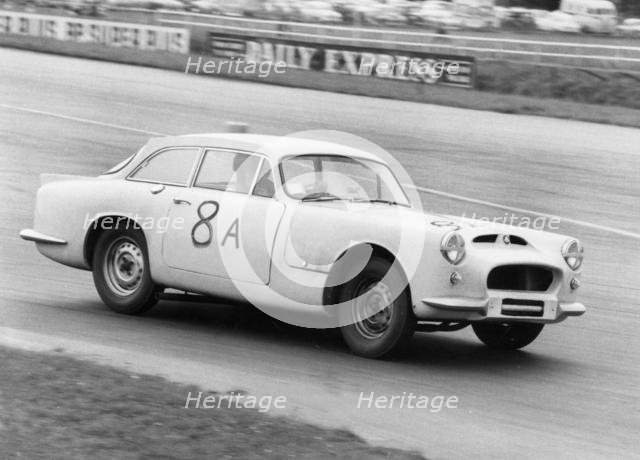 Warwick GT, S.Hill at Silverstone 1961. Creator: Unknown.