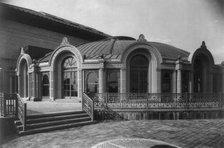 The New Theatre, N.Y.C.: Roof garden and terrace, c1909. Creator: Unknown.