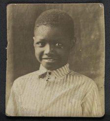 Photographic print of a young boy, early 20th century. Creator: Unknown.