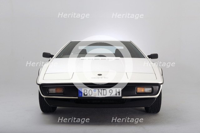 Lotus Esprit 1977 from the James Bond film The Spy Who Loved Me. Artist: Simon Clay.