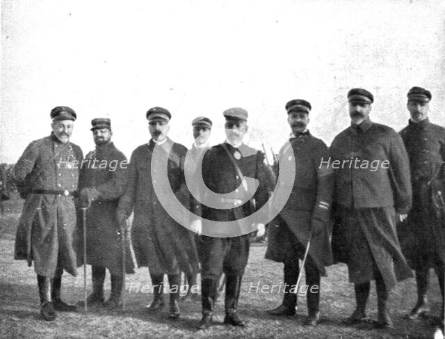 'Le Drapeau des Fusiliers Marins; L'etat-major des fusiliers, au centre, l'amiral Ronarc'h', 1915. Creator: Unknown.