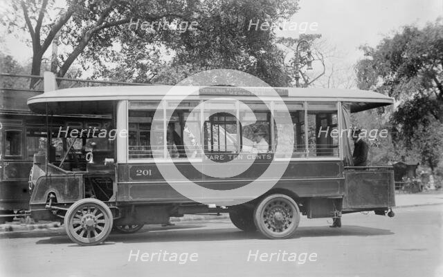 5th Ave. bus, between c1910 and c1915. Creator: Bain News Service.