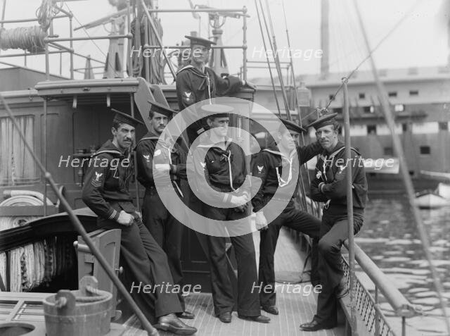 U.S.S. Huntress, crew, 1898. Creator: Unknown.