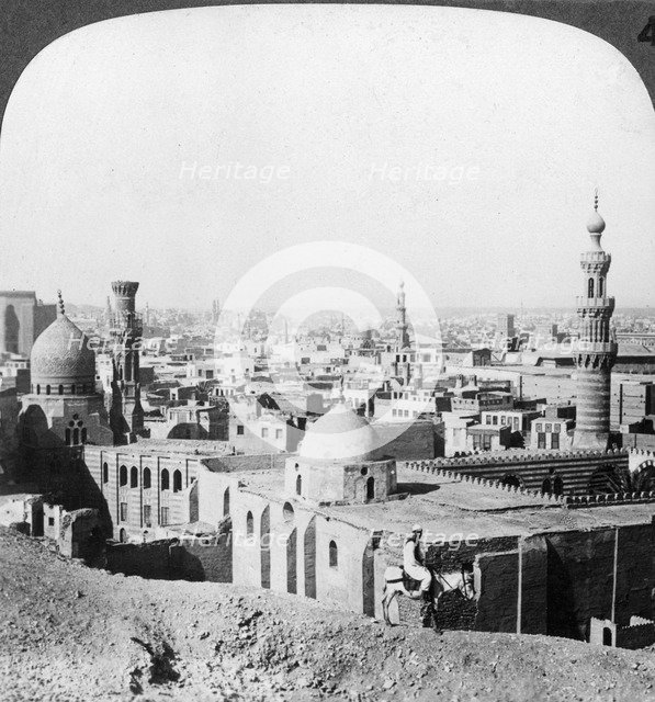 'Cairo, looking south west, across the city to the pyramids, Egypt', 1905.Artist: Underwood & Underwood